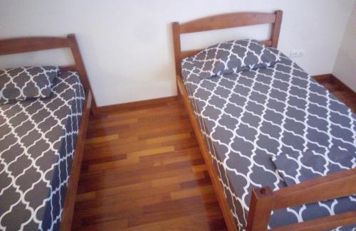 Santa Cruz Apartment | Shared Room Funchal or Santa Cruz Lodges
