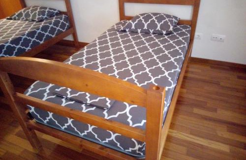 Santa Cruz Apartment | Shared Room Funchal or Santa Cruz Lodges