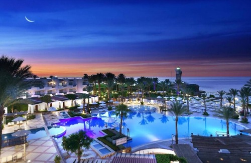 El Hadaba Hotel | Sharm Cliff Resort | 3-Room Stay w/Pools, Spa, Diving & Family Activities