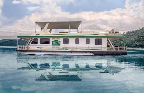 Lakehead Boat Rental | Shasta Marina to Houseboat Packers Bay Mirage I