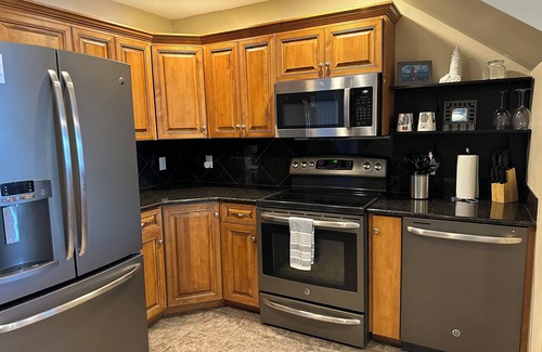 Sheboygan Condo | Sheboygan Waterfront 3 Bedroom 2.5 Bathroom Home