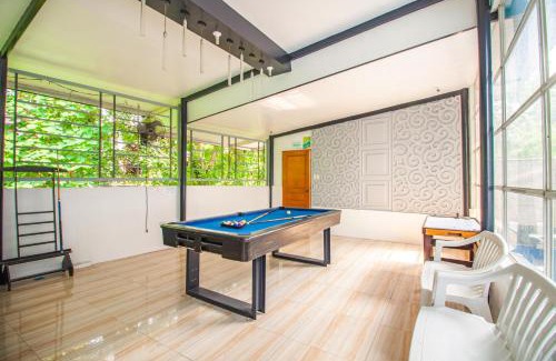 Pansol House | Sheldan 1 Private Hotspring Resort