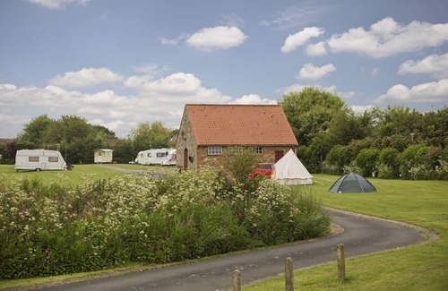 Skipsea Cabin | Shepherds Hut for two located on the east yorkshire coast