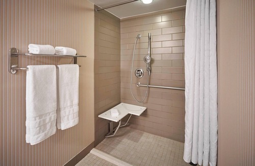 Downtown West Hotel | Sheraton Inner Harbor Hotel