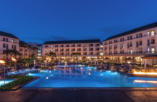 Wailua Hotel | Sheraton Kauai Coconut Beach Resort