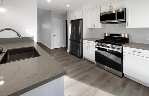 Georgetown Apartment | Sheryl's Ville is your Eco Friendly Home away from Home, near Intern. Airport