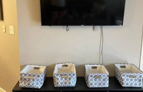 Universal City Apartment | Shin Oak 6225 · GATED: 2 Bedroom apartment home