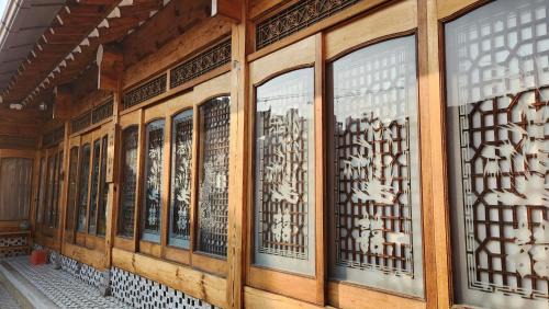 Andong House | Shine Wolyeong