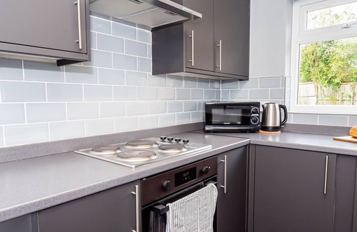 Southampton House | Shirley House 3 Guest House Self Catering
