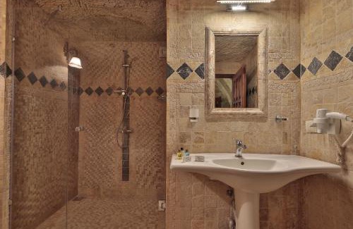 Goreme Hotel | Shoestring Cave House