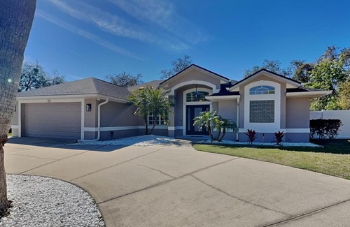 Palm Harbor Apartment | Shore Thing