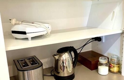 Henley Beach Apartment | Shore to Please 1 bdrm loft apt, Beach, Wifi