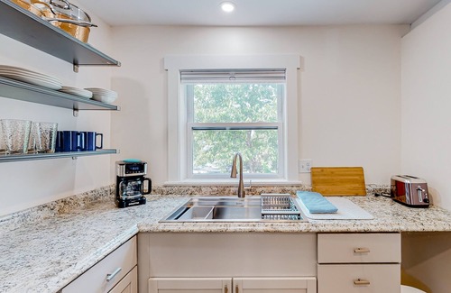 Kennebunk Condo | Shorelands 44-1 | Relaxing Studio, Playground, Outdoor Games