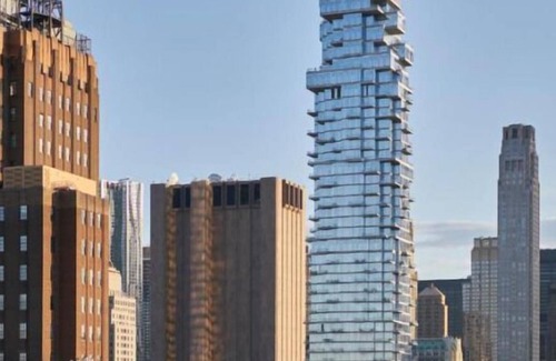 SoHo House | Short Distance From The Well-known Sites! Pets are Allowed HERE! Onsite Pool