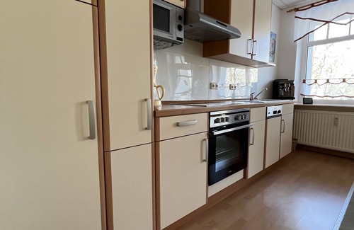 Bad Elster Apartment | Short level walk to the Albertbad with brine thermal baths, theater and spa facilities