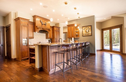 Keystone House | Short Walk to River Run, Private Hot Tub, Tons of Sunshine and Natural Light