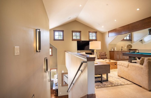 Keystone House | Short Walk to River Run, Private Hot Tub, Tons of Sunshine and Natural Light