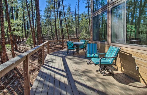 Sierra Pines Cabin | Show Low Cabin Retreat w/ Spacious Deck!