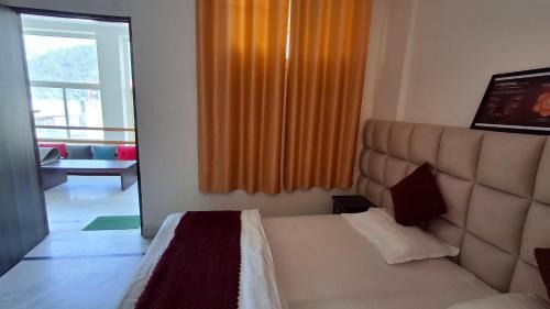 Tapovan Hotel | Shree yogshala