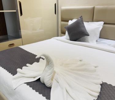 Serilingampally Apartment | Shreshtam Apart Hotel, Kondapur