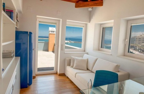 Chios Apartment | Sideratos Sea View City Apartment