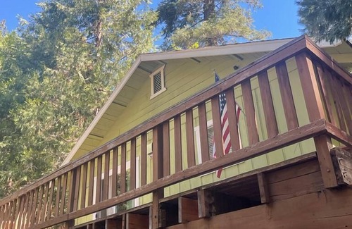 Sierra City House | Sierra City Retreat -
