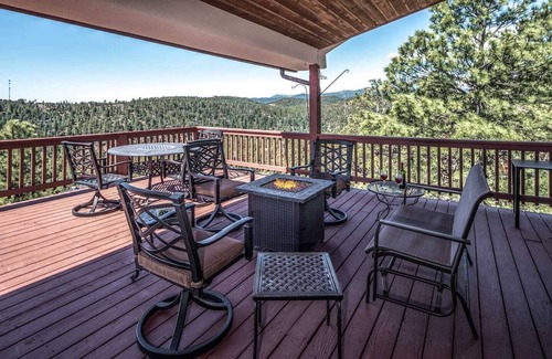 Alto House | Sierra Sky- 4 king bedrooms, amazing views