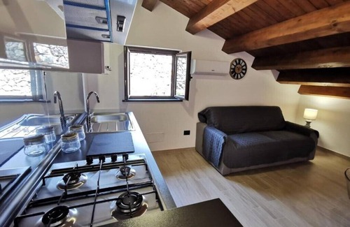 Piedimonte Etneo Apartment | Siesi Appartamento + Camera