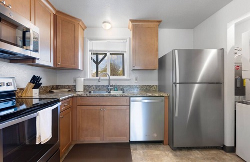 West Valley House | Siesta Sunset in Central Boise