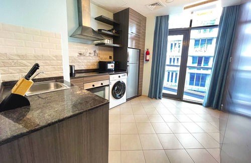 Dubai Marina Apartment | Signature Hotel Apartments & Spa