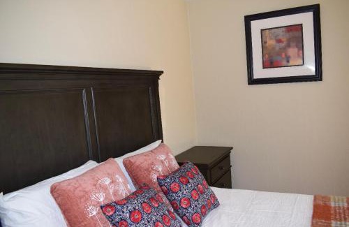 Midtown House | Silicon Valley Palo Alto Stanford Prime Location