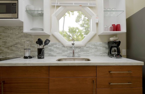 Nassau Apartment | Silk Cotton Studio 5