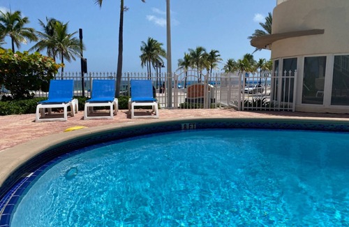 Central Beach Apartment | Silver Seas Beach Resort
