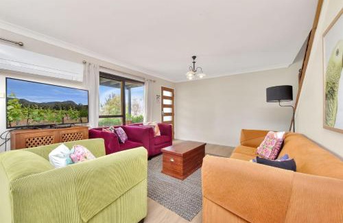 Rothbury House | Silver Springs 4br Cottage
