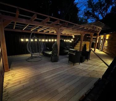 Perth Cabin | Silverwood Luxury Lodge Resort
