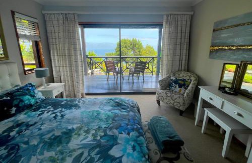Brenton-on-Sea Apartment | Silwerboom Sea Views and Sunsets