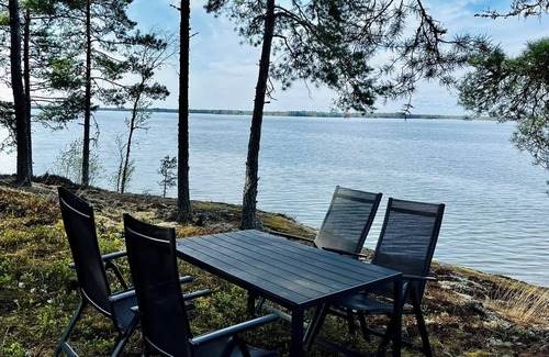 Vastra Nashulta Cottage | Simple country side cottage with wonderful garden and lovely surroundings