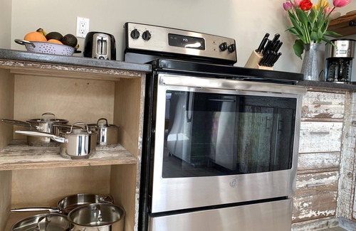Regional District of Nanaimo House | Simplicity. Nature. Peace. Explore. -Enjoy a Nourish Farm Stay!