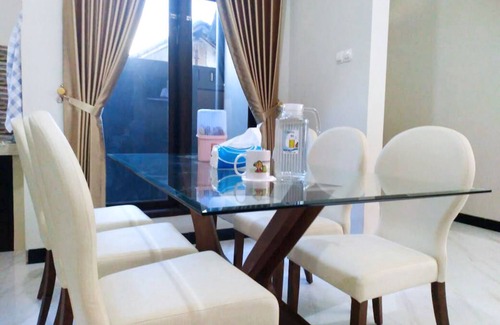 Purbalingga House | Simply Homy Guest House Purbalingga (Alun Alun Kota)