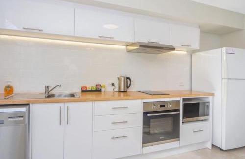 Huskisson House | Simply THE Best Waterviews over the park
