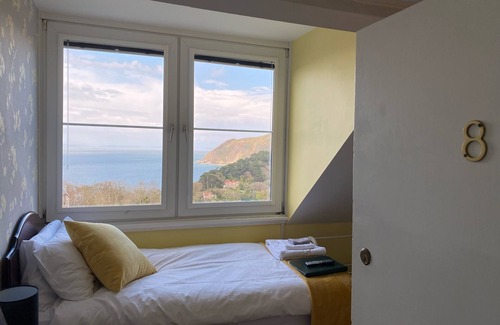 Lynton House | Sinai House
