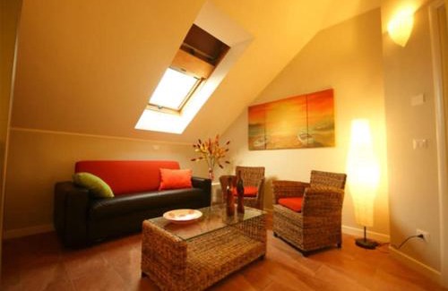 Intra Apartment | Sinfonia Tintoretto Central 2-Room-Flat