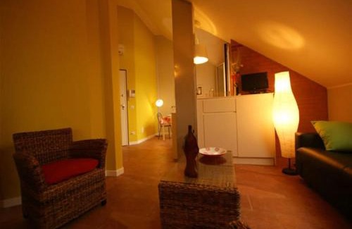 Intra Apartment | Sinfonia Tintoretto Central 2-Room-Flat