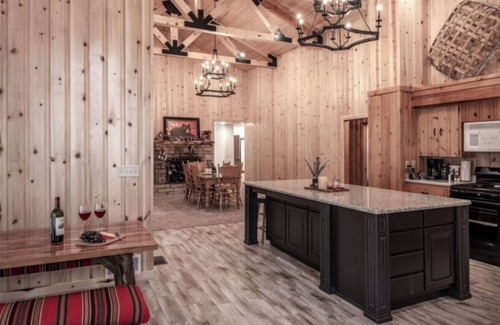 Ruidoso Cabin | Singing Pines - Huge Cabin Perched High Atop the Rio Ruidoso