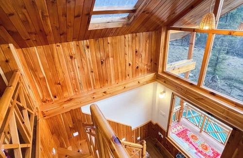 Kullu Apartment | Singing Woods Kutla