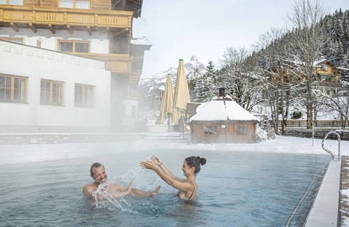 Filzmoos Apartment | Single room "Rettenstein mit Balkon", 4-6 nights - Alpenhof, country hotel
