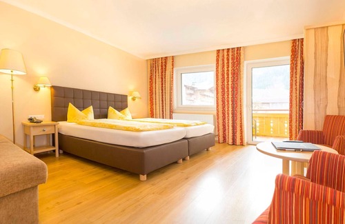 Niederau Hotel | Single room with breakfast - Hotel Schneeberger