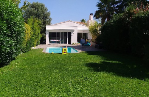 Perols House | Single-storey family home with swimming pool - 5 mins from beach by car