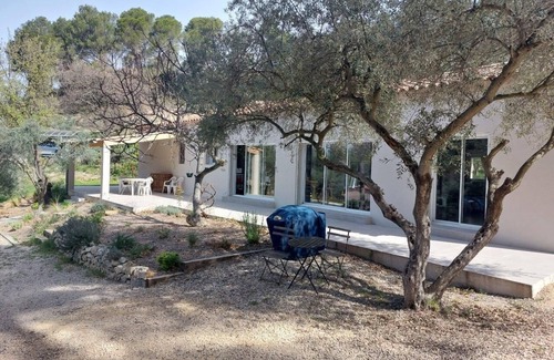 Ventabren House | Single-storey house near Aix en Provence