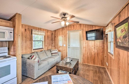 Steinhatchee House | Single-Story Home Unit 2 with Community Dock!